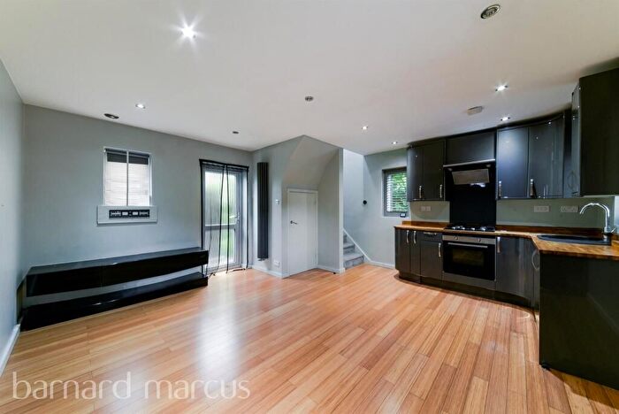 1 Bedroom Property To Rent In Grove Road, Mitcham, CR4