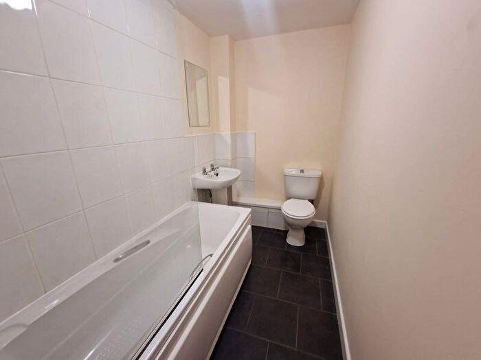 1 Bedroom Flat To Rent In A Beaumanor Road, Leicester, LE4