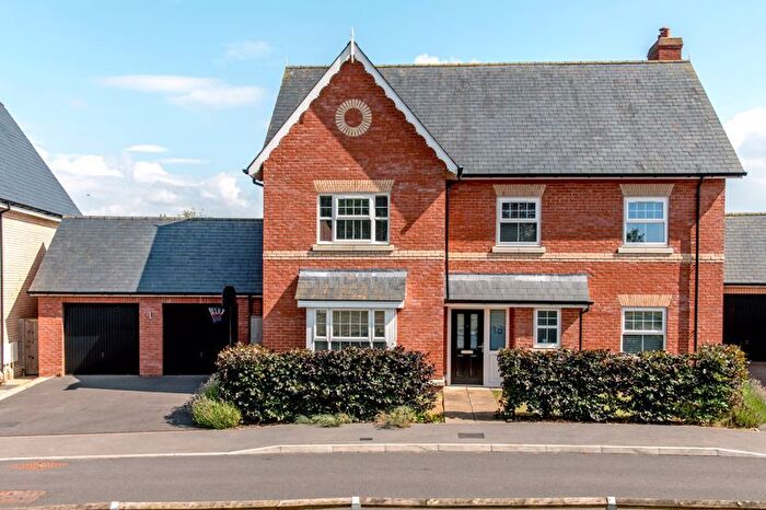 5 Bedroom Detached House For Sale In North Curry, Taunton, TA3