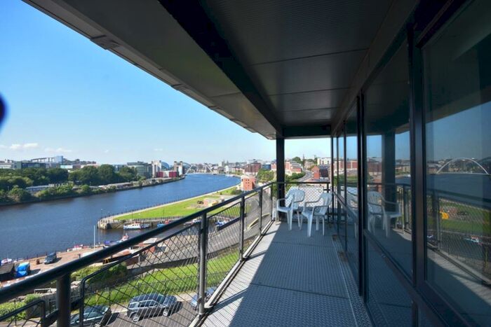 2 Bedroom Penthouse To Rent In The Penthouse, Citipeak, Quayside East, NE6