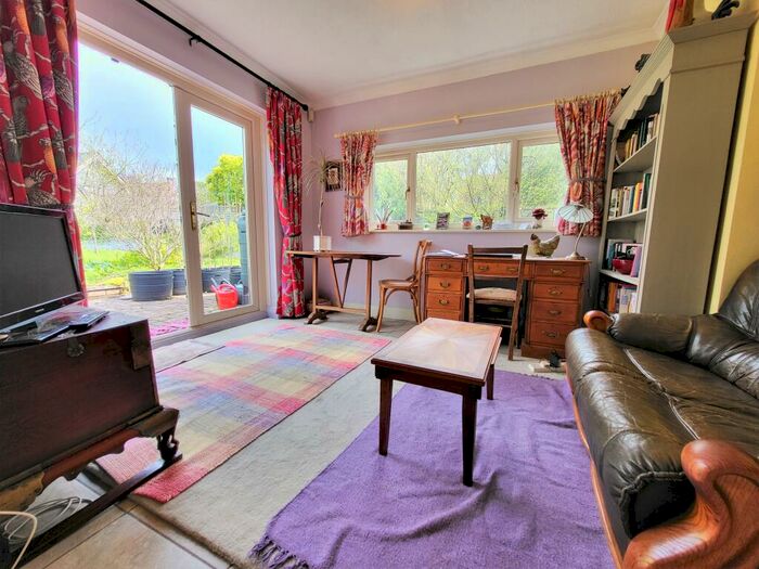 5 Bedroom Detached House For Sale In Foxley Lane, High Salvington, Worthing, BN13