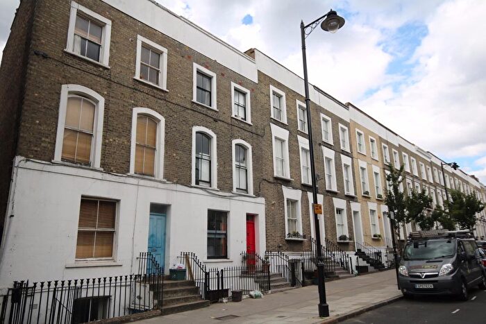1 Bedroom Flat To Rent In Offord Road, London, N1