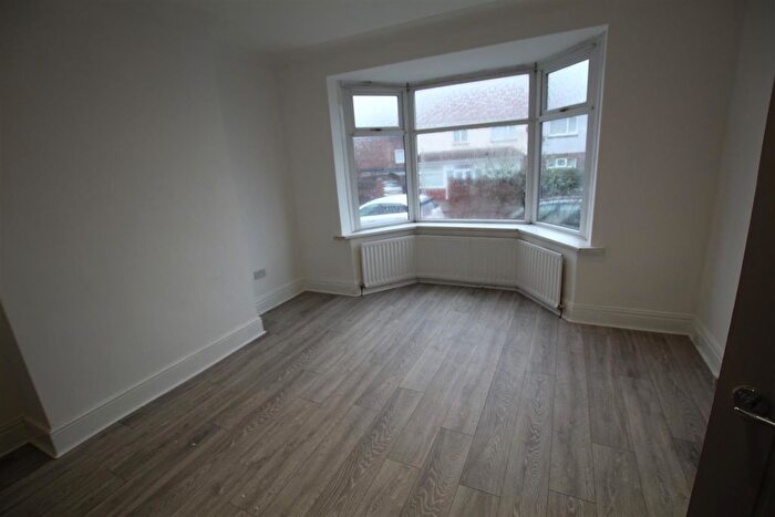 4 Bedroom Property For Sale In Hadrian Road, Newcastle Upon Tyne, NE4