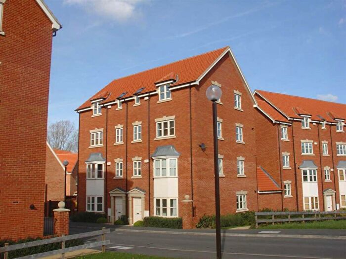 2 Bedroom Apartment To Rent In Woodall Close, Middleton, Milton Keynes, MK10