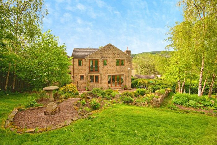 4 Bedroom Detached House For Sale In The Croft, Keighley, BD21