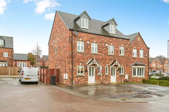 3 Bedroom Town House For Sale In Foxmires Grove, Goldthorpe, Rotherham, S63