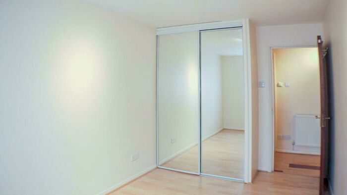 2 Bedroom Flat To Rent In Beulah Road, Thornton Heath, CR7