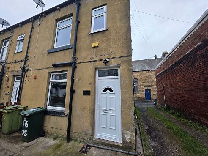 2 Bedroom Terraced House To Rent In John Street, Birstall, Batley, West Yorkshire, WF17