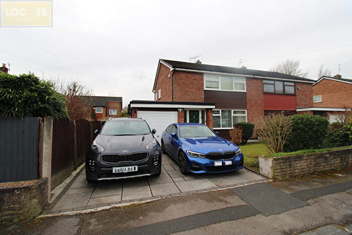 3 Bedroom Semi Detached House For Sale In Braemar Avenue, Flixton, M41