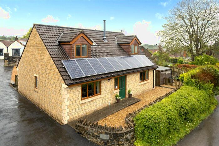 4 Bedroom Detached House For Sale In Westholme Road, Pilton, Somerset, BA4