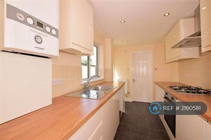 3 Bedroom Terraced House To Rent In Glencoe Road, Chatham, ME4