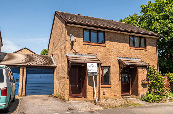 2 Bedroom Semi-Detached House For Sale In Clydesdale Way, Totton, Southampton, Hampshire, SO40