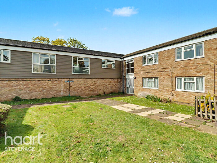 1 Bedroom Apartment For Sale In Wisden Road, Stevenage, SG1