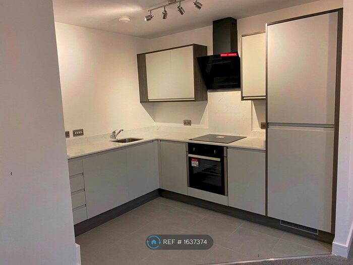 1 Bedroom Flat To Rent In Hampden House, Arlesey, SG15