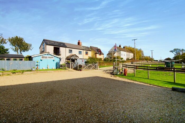 3 Bedroom Semi-Detached House For Sale In Stambourne Lane, Wanswell, Berkeley, GL13