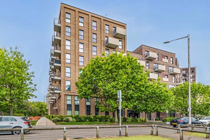 1 Bedroom Flat For Sale In Carraway Street, Reading, RG1