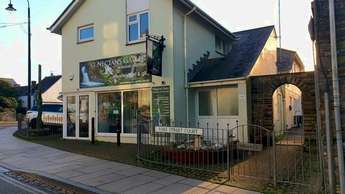 2 Bedroom Flat To Rent In Tintagel, PL34