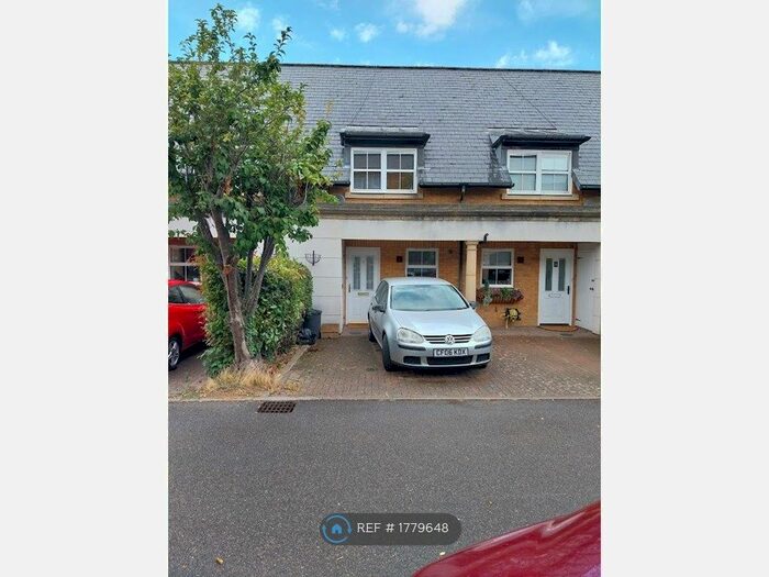 2 Bedroom Terraced House To Rent In Commissioners Court, Chatham, ME4