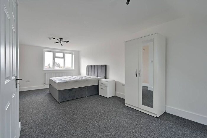 Studio To Rent In Whippendell Road, Watford, WD18