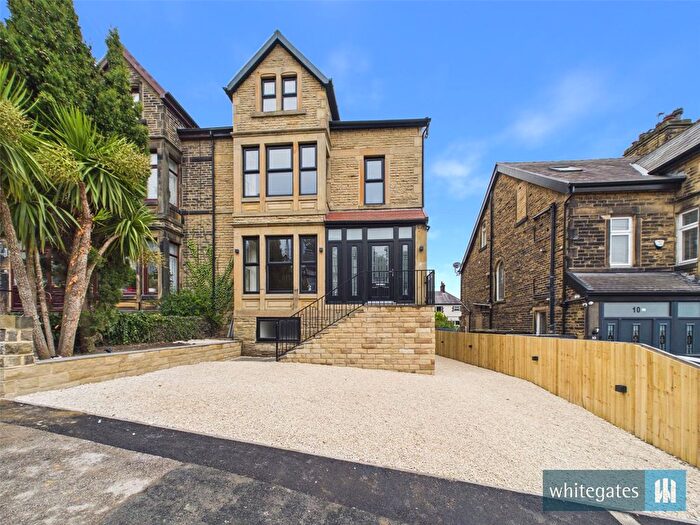 7 Bedroom Semi Detached House For Sale In Cranbourne Road, Bradford, West Yorkshire, BD9