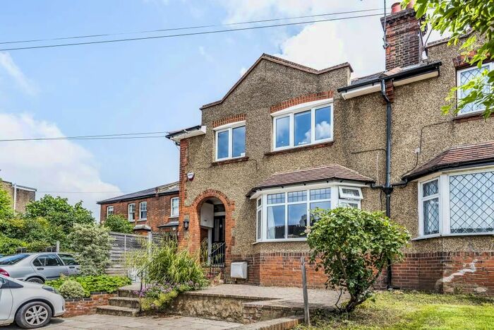 2 Bedroom Maisonette To Rent In Northwood, Greater London, HA6