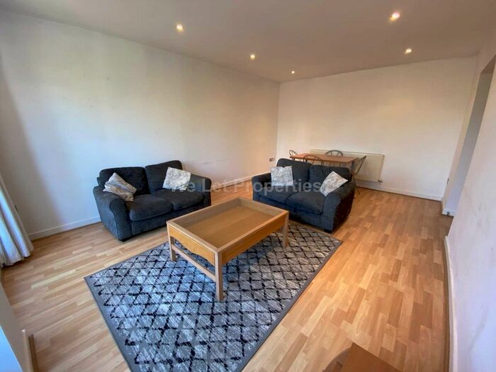 2 Bedroom Flat To Rent In Spath House, Didsbury, M20