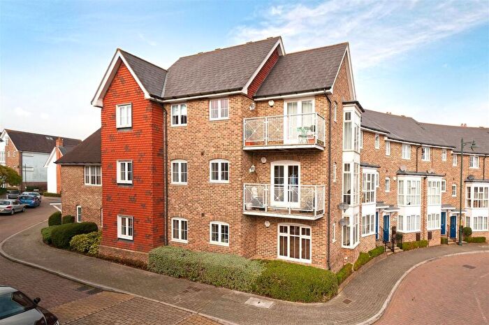 2 Bedroom Apartment To Rent In Milton Lane, Kings Hill, ME19