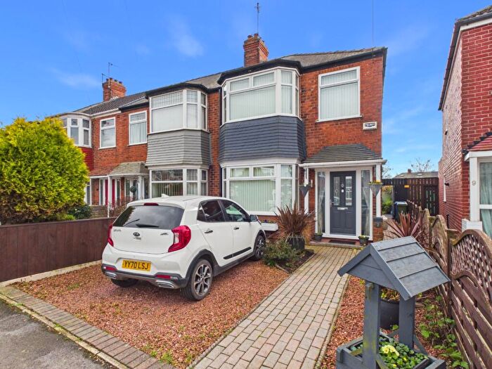 3 Bedroom End Of Terrace House For Sale In Cottesmore Road, Hessle, HU13