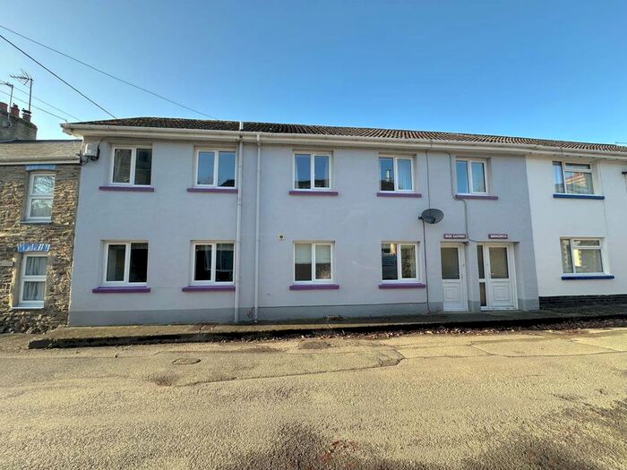 5 Bedroom Property For Sale In Halfway, Tre'r Ddol, Machynlleth, SY20