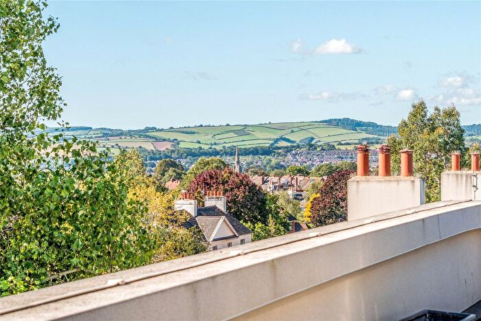 2 Bedroom Flat For Sale In Exeter, Devon, EX2