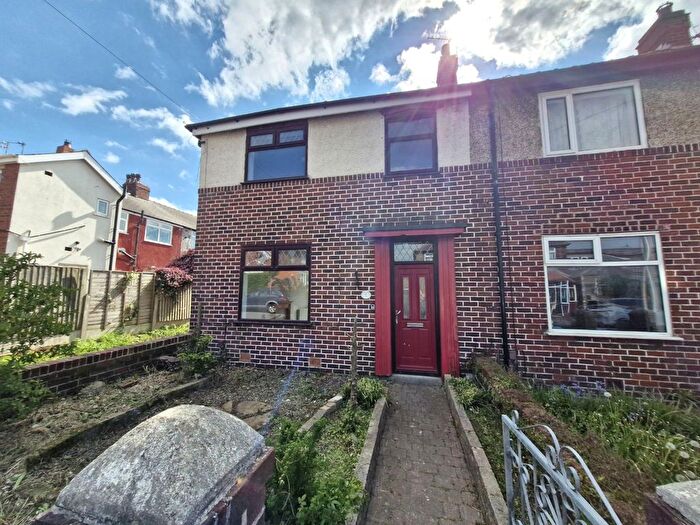 3 Bedroom Semi-Detached House To Rent In Mellwood Avenue, Blackpool, FY3