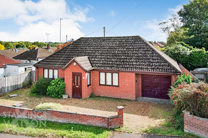 2 Bedroom Detached Bungalow For Sale In Glenda Road, Costessey, Norwich, NR5