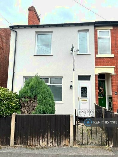 3 Bedroom Semi-Detached House To Rent In Rutland Street, Mansfield, NG18