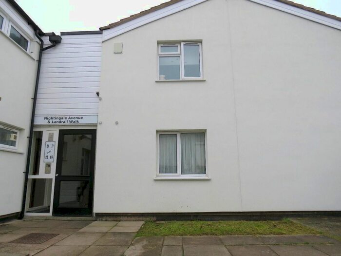 2 Bedroom Flat To Rent In Landrail Walk, Birmingham B36