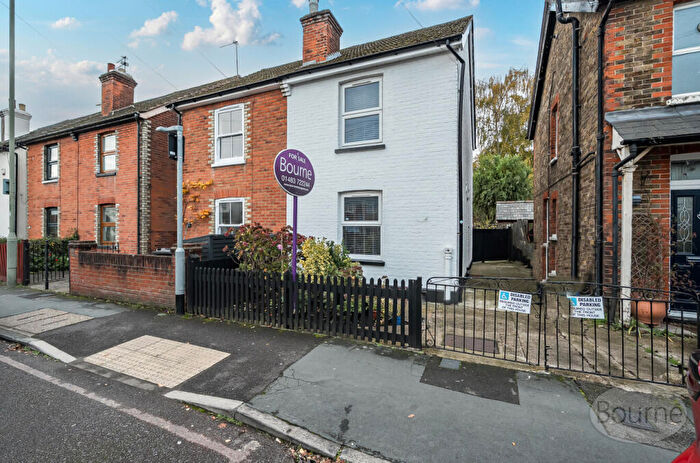 3 Bedroom Semi Detached House For Sale In Arnold Road, Woking, Surrey, GU21