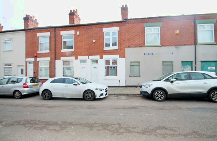 3 Bedroom Terraced House To Rent In Bolton Road, Leicester LE3