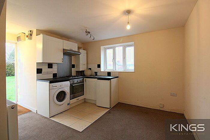 1 Bedroom Flat To Rent In Twyford Road, Eastleigh, SO50