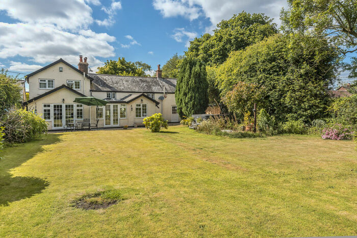 3 Bedroom Cottage To Rent In Bashley Common Road, New Milton, BH25