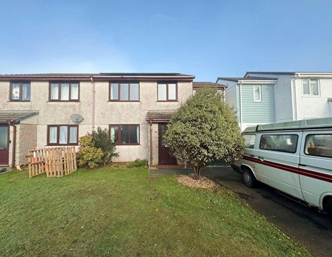 4 Bedroom Semi-Detached House For Sale In Glendale Crescent, Mount Hawke, Truro, TR4