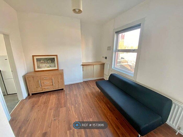 1 Bedroom Flat To Rent In Short Street, Coventry, CV1