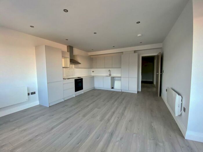 1 Bedroom Flat To Rent In Kings Oak House, Harrow, HA1