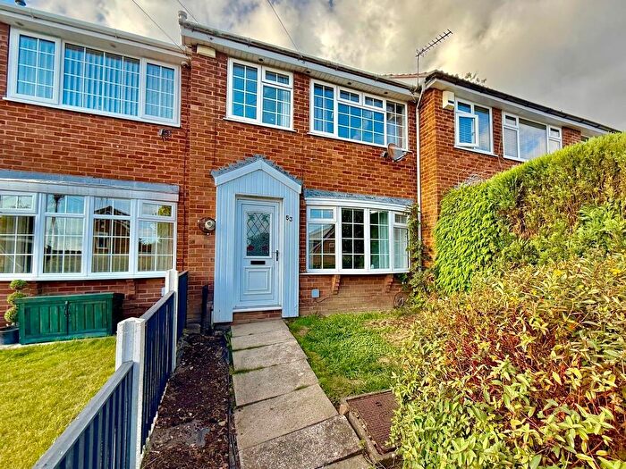 3 Bedroom Terraced House To Rent In The Poplars, Leeds, LS20