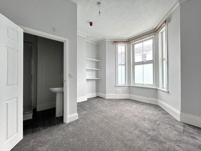 1 Bedroom House To Rent In Sydney Street, Stonehouse, Plymouth, PL1