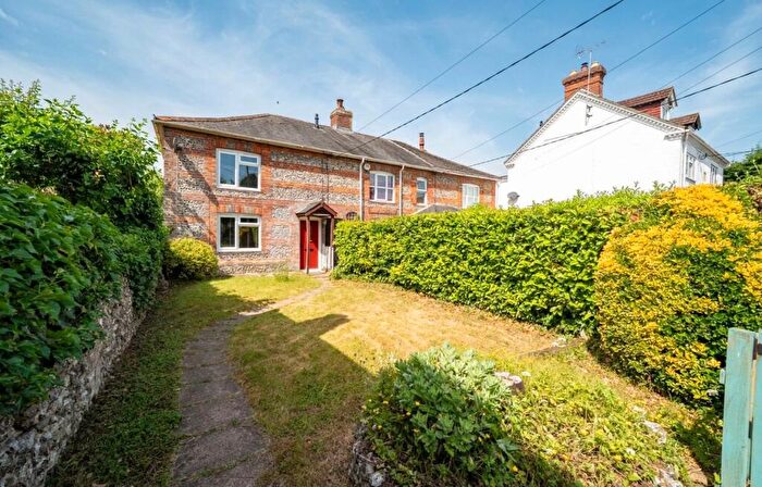 3 Bedroom Cottage To Rent In Hatherden Road, Charlton, Hampshire, SP10
