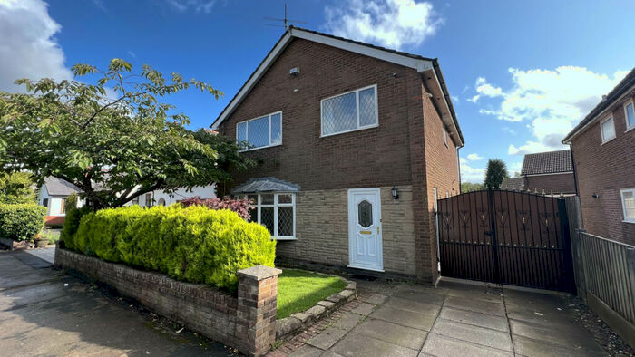 4 Bedroom Detached House To Rent In Queens Drive, Fulwood, PR2