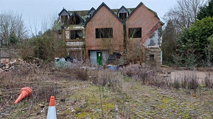 Detached House For Sale In Caerleon Close, Claygate, Esher, KT10