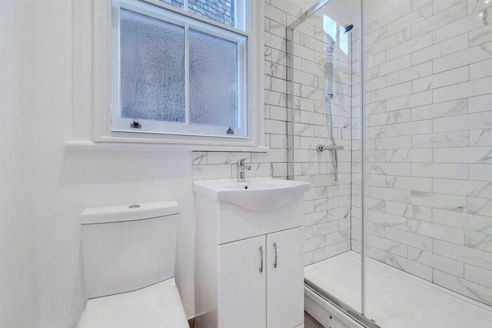 1 Bedroom Flat For Sale In The Grove, London, N3