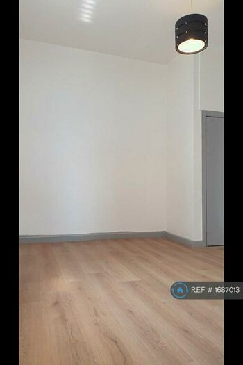 Studio To Rent In Mossley Hill, Liverpool, L18