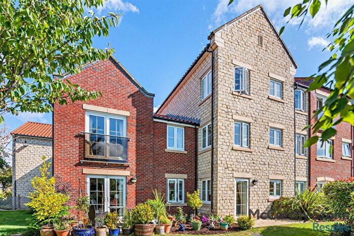 1 Bedroom Flat For Sale In Ryebeck Court, Eastgate, Pickering, YO18