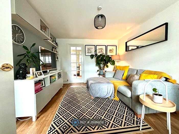 2 Bedroom Terraced House To Rent In Whiteway Close, Whimple, EX5